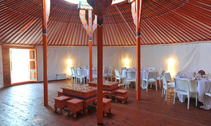 The great yurt of the Nomad-Lodge €25