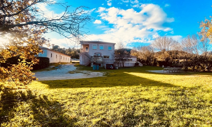 Le Vissou – Salle & Bar à privatiser à Cabrières - Tout type d’événement 45 €