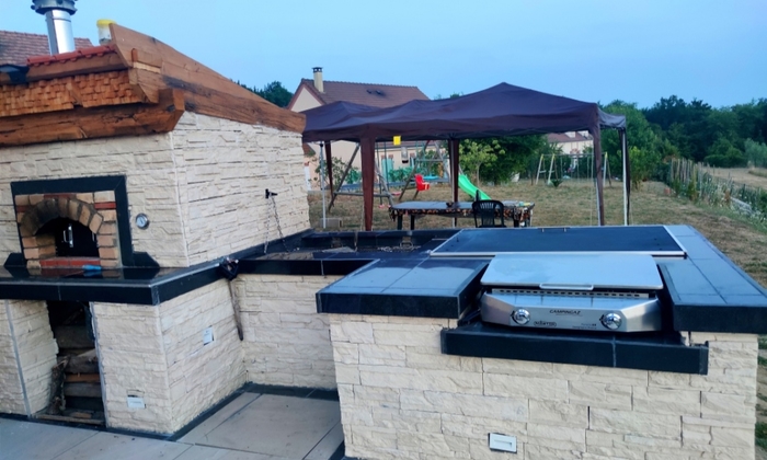 Agréable jardin avec cuisine extérieure 55 €