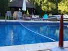 Beautiful property with swimming pool near Paris €250