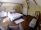 Domain and lodges with common space €55