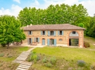 Magnifique gîte entier avec piscine et vue 36 €