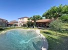 2 salles de réception avec piscine et couchages €69