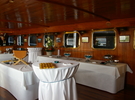 Traditional houseboat style: the Burdigala €270