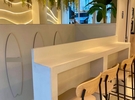 Bel espace refait à neuf avec cuisine – Berri / Champs-Élysées 130 €