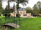 Maison de maître avec salle de réception et parc paysager 200 €