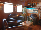 Traditional houseboat style: the Burdigala €270